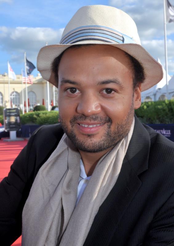 fabrice-eboue-agitateur-media