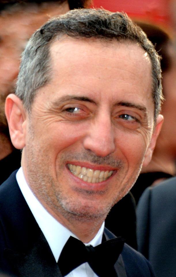 Gad Elmaleh - Agitateur Media