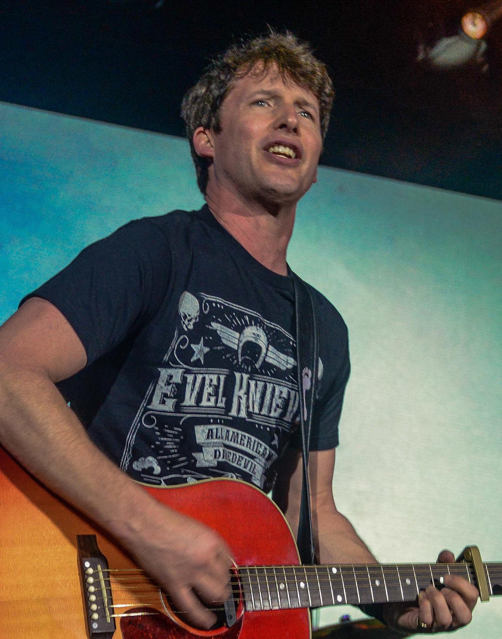 james-blunt-agitateur-media