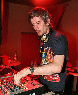 Kavinsky - Agitateur Media