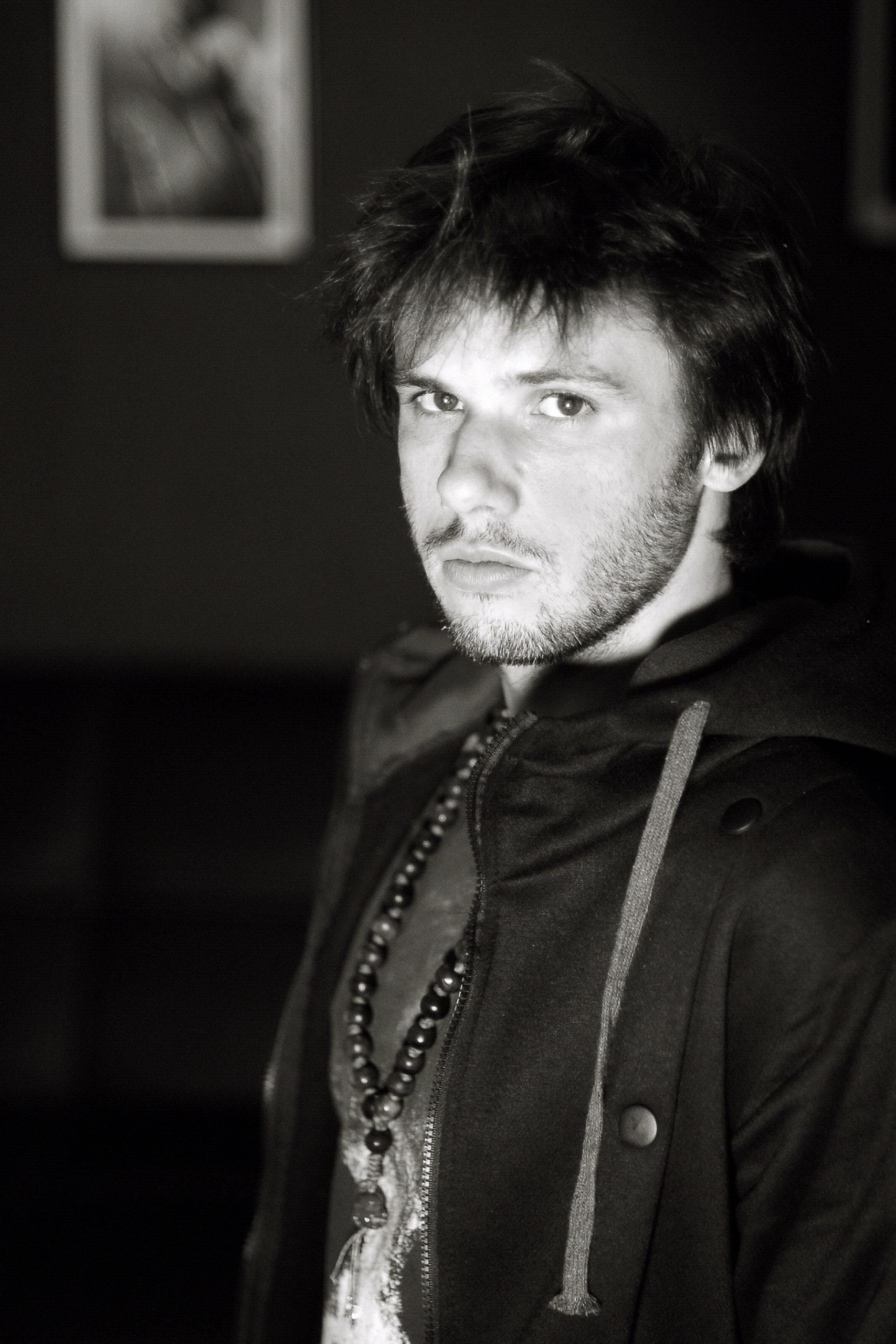 Portrait d'Orelsan — booking Agitateur Media