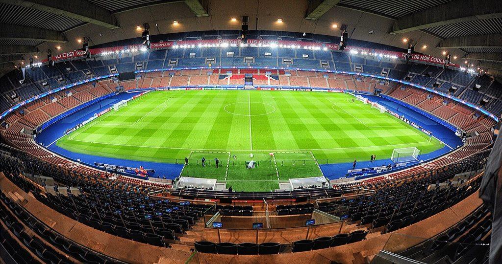 Le Parc des Princes un soir de match du PSG