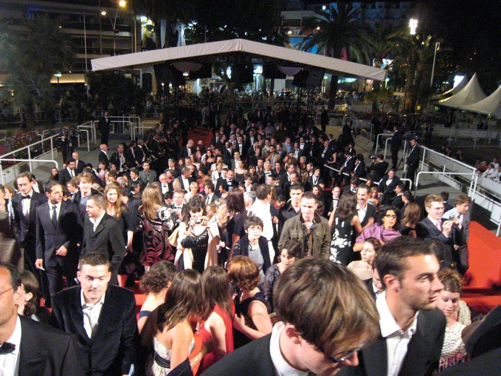 Photographes sur le tapis rouge d’un festival de cinéma